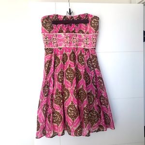 Strapless above the knee dress